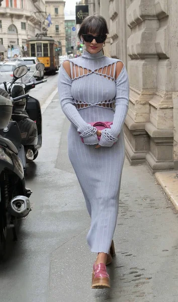 Modeblogger Streetstyle Outfit Vor Der Calcaterra Modenschau Während Der Mailänder — Stockfoto