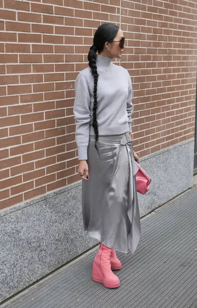 Fashion Blogger Street Style Outfit Dopo Sfilata Fendi Durante Milano — Foto Stock