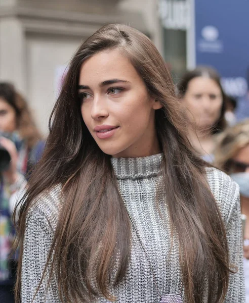 stock image Maria Beregova  posing for photographers before Ermanno Scervino show during Milano fashion week fall/winter collections 