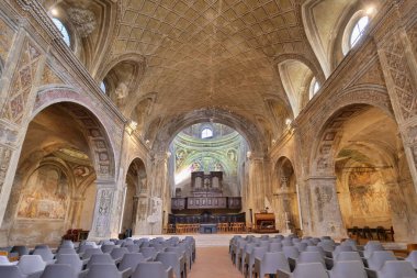   15. yüzyılda inşa edilen Antik Pieve San Fedele (Oditoryum), 1979 'dan beri konserler ve tiyatro gösterileri için kullanılmaktadır.