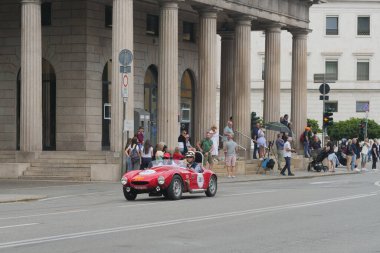  Bergamo 'da klasik araba. Yıllık 1000 mil tarihi yarış 2024, Lombardy, İtalya