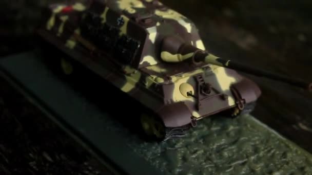 这个二战时期的德国重型坦克是国王坦克的艺术缩影 它的敌人非常害怕它 — 图库视频影像
