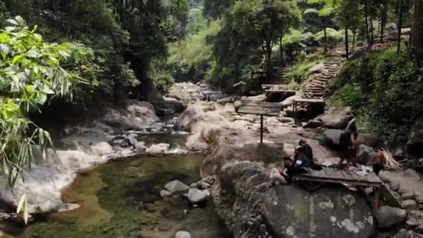 Vídeo Drone Exotismo Rio Claro Uma Bela Floresta Este Rio — Vídeo de Stock