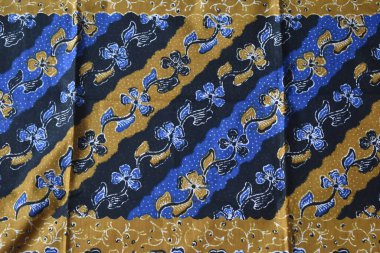 Batik kumaş motiflerinin renkli güzelliği tipik Pekalongan, Endonezya. Bu batik kumaş sargı ya da giysi için kullanılabilir..