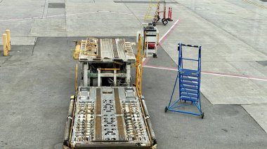 Havaalanı ekipmanları makine köprüsü hava endüstrisi güvenlik uçuşlarını hızlandırdı 