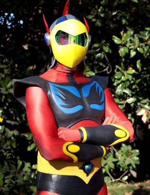 Lucca, Toskana, İtalya - 30 Ekim 2022: Lucca Comics and Games 2022 Cosplay etkinliğinde Japon animasyon dizisi UFO Robot Grendizer 'in karakteri Duke Fleed Daisuke Umon gibi giyinen Cosplayer.