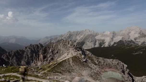 インスブルックの頂上からのマウンテンタイムラプス — ストック動画