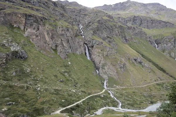Gran Paradiso Ulusal Parkı 'ndaki Rhemes Vadisi. Aosta Vadisi, İtalya.