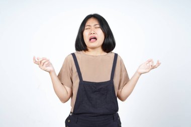 Beyaz arka planda tecrit edilmiş Güzel Asyalı Kadın 'ın Ağla ve Üzgün Yüzü