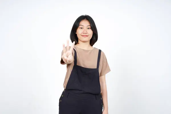 Mostrando Dedo Contagem Três Bela Mulher Asiática Isolado Fundo Branco — Fotografia de Stock