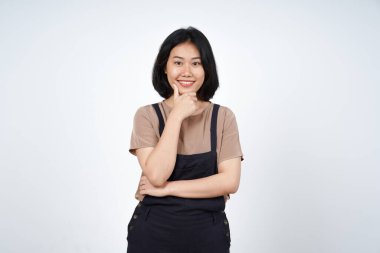 Gülümse ve beyaz arka planda izole edilmiş güzel Asyalı kadının kamerasına bak.