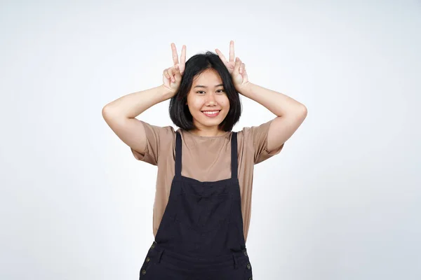 Beyaz Arka Planda Tecrit Edilmiş Güzel Asyalı Kadın Barış Işareti — Stok fotoğraf