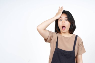 Beyaz arka planda tecrit edilmiş güzel bir Asyalı kadının jestini unut.