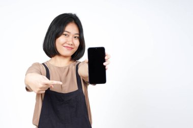 Beyaz Arkaplanda İzole Edilmiş Güzel Asyalı Kadın 'ın Boş Ekran Telefonundaki Uygulamaları veya İlanları Gösteriliyor