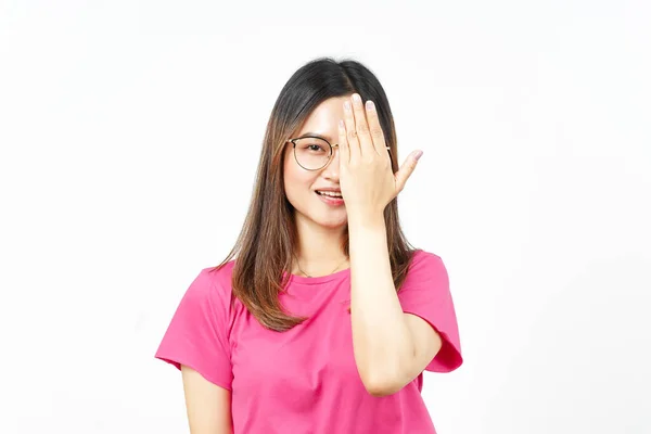 Sorrindo Cobrindo Metade Rosto Bela Mulher Asiática Isolada Fundo Branco — Fotografia de Stock