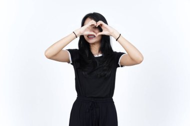 Beyaz arka planda izole edilmiş Güzel Asyalı Kadın 'ın Aşk Kalbi İşareti