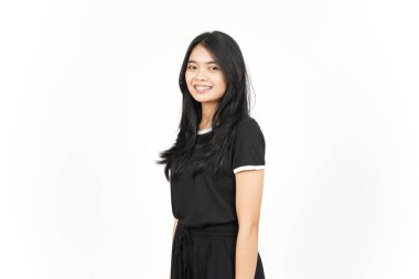 Beyaz arka planda izole edilmiş güzel Asyalı kadının gülümsemesi ve yan görüntüsü