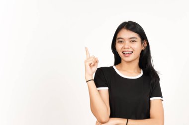 Ürün ve İşaret Tarafı Beyazda Tecrit Edilen Güzel Asyalı Kadın İşaretçisini Kullanıyor