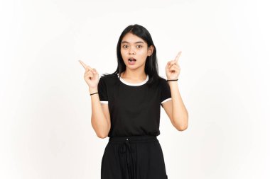 Beyazlar Arasında Güzel Asyalı Kadın 'ın Sol ve Sol Tarafını Gösteriyor