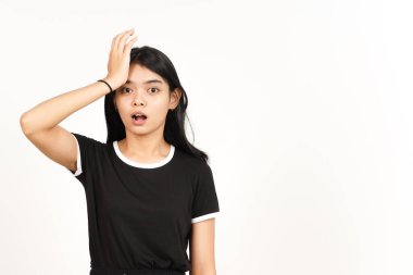 Beyaz arka planda tecrit edilmiş güzel bir Asyalı kadının jestini unut.