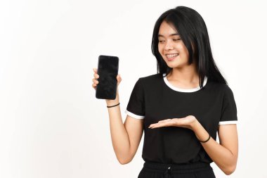 Beyaz Ekran 'da Güzel Asyalı Kadın' ın Gülme ve Gösterme Uygulamaları veya İlanları Beyaz Ekran 'da İzole Edilmiş Güzel Asyalı Kadın