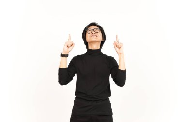 Beyaz arka planda izole edilmiş Güzel Asyalı Adam 'ın Ürünlerini Gösterme ve Gösterme