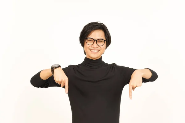 Mostrando Producto Señalando Abajo Hermoso Asiático Hombre Aislado Sobre Fondo — Foto de Stock