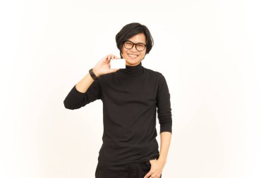 Beyaz Arkaplanda Tek Başına Yakışıklı Asyalı Adamın Banka Kartını Gösterme ve Bekleme