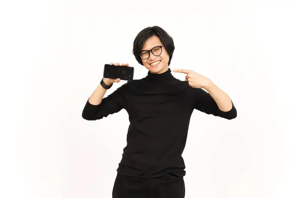 Showing Apps Advertenties Blanco Scherm Smartphone Van Handsome Aziatische Man — Stockfoto