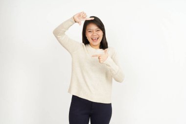 Beyaz arka planda tecrit edilmiş Güzel Asyalı Kadın Çerçevesi Yap