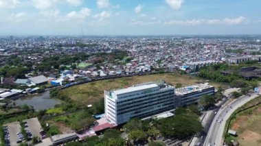 Makassar, 23 Ağustos 2024. Siloam Hastanesi Makassar, Endonezya insansız hava aracı görüntüsü