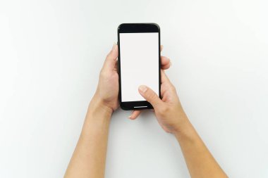 Boş ekranlı akıllı telefonu tut