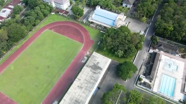 Medan Indonesien Mars 2023 Flygbilder Stadion Och Byggnader Närheten Tagna — Stockvideo