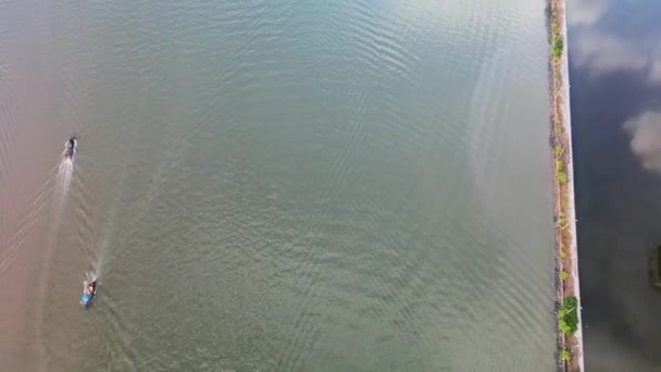 Luchtfoto Van Oceaan Onthullende Haven Genomen Met Een Drone — Stockvideo