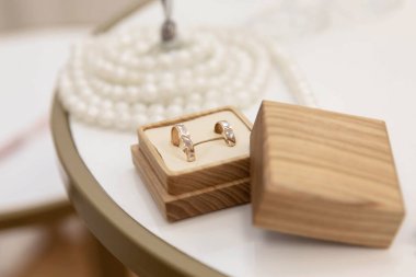 Wedding rings. Details of the wedding ceremony.