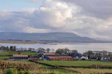 Kuzey İrlanda Kıyı Görüntüleri: Atlantik Okyanusu Fotoğrafları