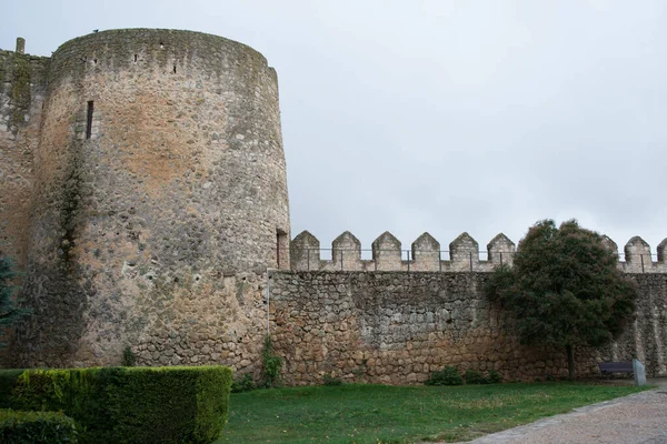 Piękny Kamienny Fort Wieża Uruena Valladolid Hiszpania — Zdjęcie stockowe