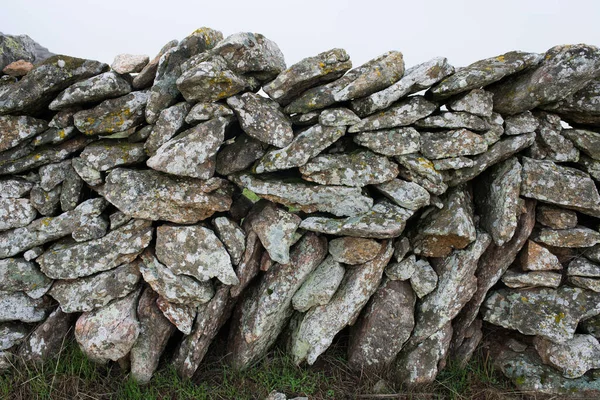 Traditional Stone Fence Countryside Piled Stones — Stock Photo, Image