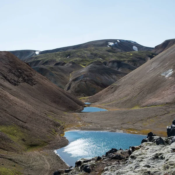 Αεροφωτογραφία Μιας Κοιλάδας Δύο Λίμνες Ισλανδία Όχι Άνθρωποι — Φωτογραφία Αρχείου