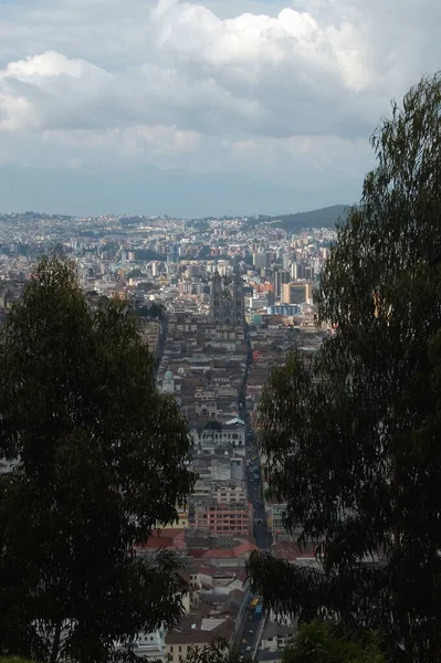 Vista Aérea Quito Con Catedral Centro Ecuador —  Fotos de Stock