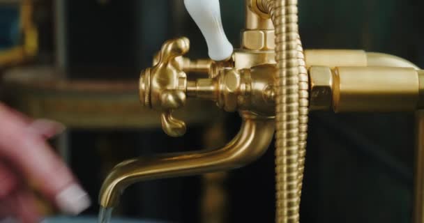 Woman Closes Vintage Water Tap Green Bathroom Luxurious Italian Hotel — Stock Video