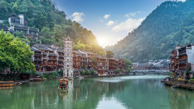 Fenghuang antik şehrinin güzel manzarası
