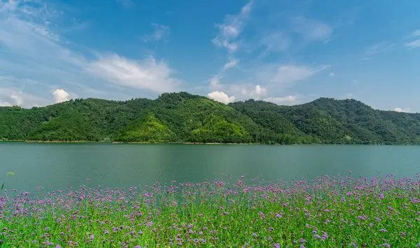 stock image Scenery of Qiandao Lake in Hangzhou