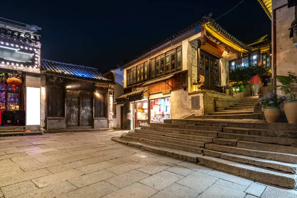 Geceleri, Zhouzhuang Antik Kenti, Suzhou, Çin sokakları