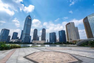 Çin 'in Shaoxing şehrinde modern ofis binası.