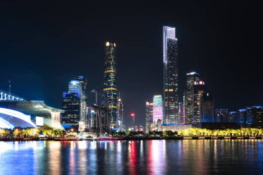 Guangzhou 'nun gece fotoğrafçılığı CBD mimari manzara silüeti