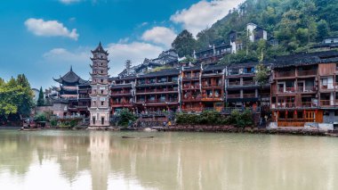 Fenghuang antik şehrinin güzel manzarası