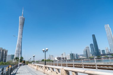 Guangzhou, Çin 'deki kentsel mimari manzaranın silüeti 