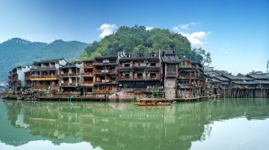 Fenghuang antik şehrinin güzel manzarası