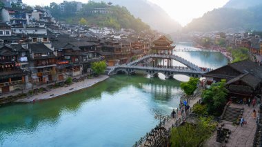 Fenghuang antik şehrinin güzel manzarası